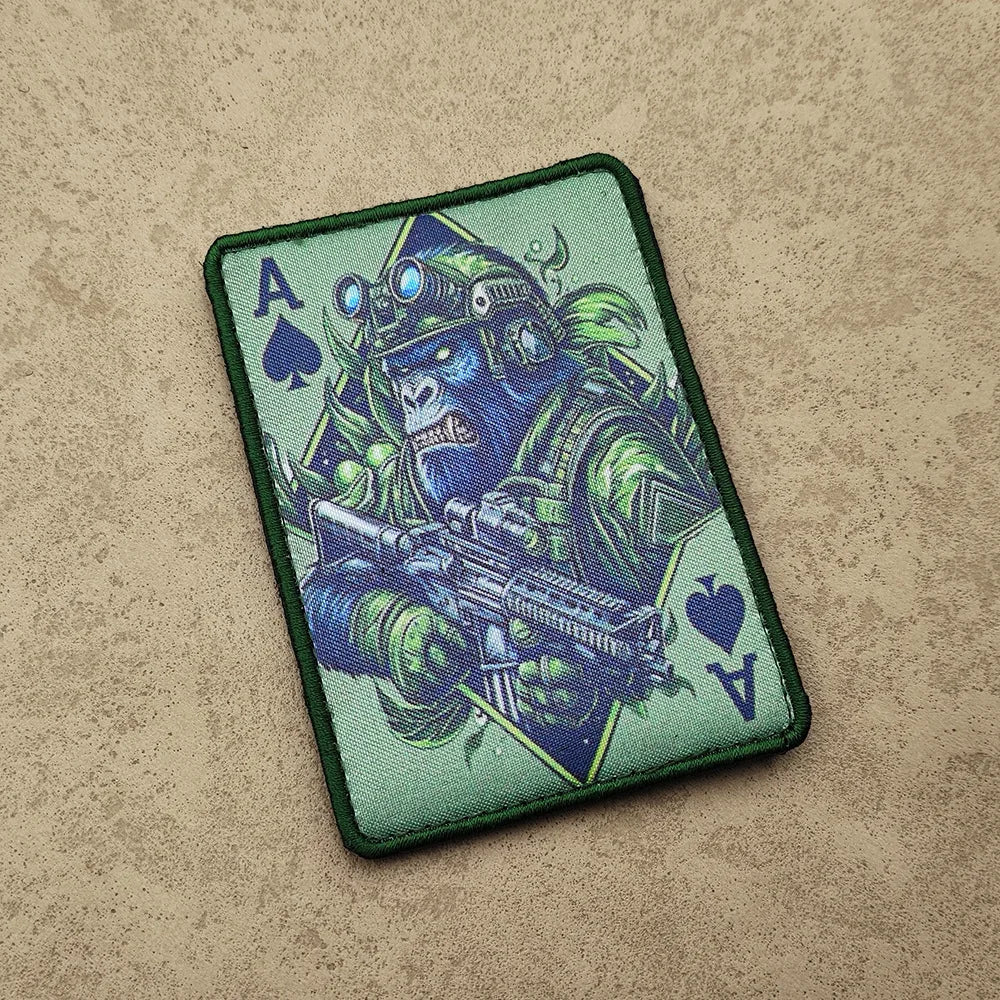 BOBR KURWA™ — Patch Tactique “Angry Beaver”